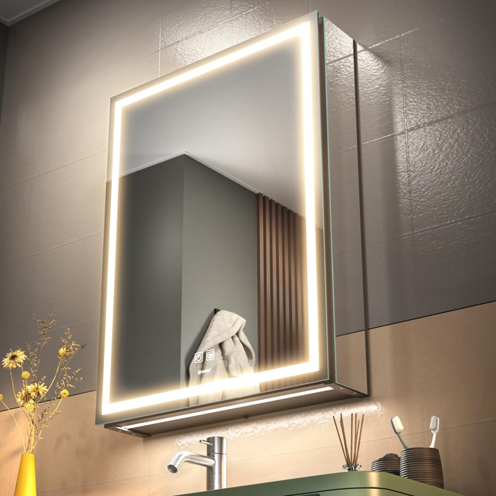 Armoire de toilette noire à miroir avec éclairage LED, prise intégrée et cadre en aluminium, dans une salle de bains claire.