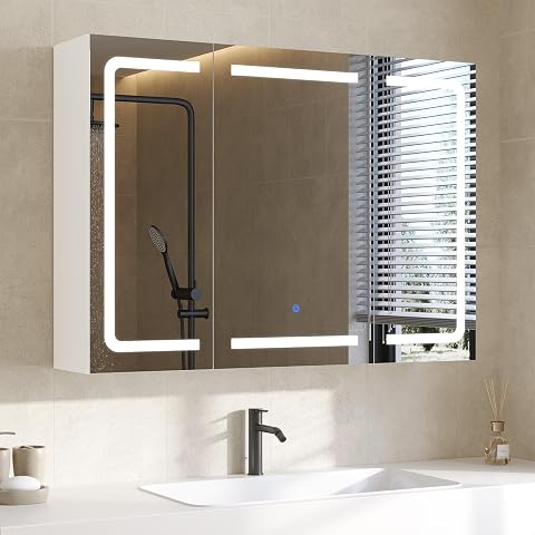 Armoire de toilette blanche à trois miroirs avec éclairage LED et prises intégrées